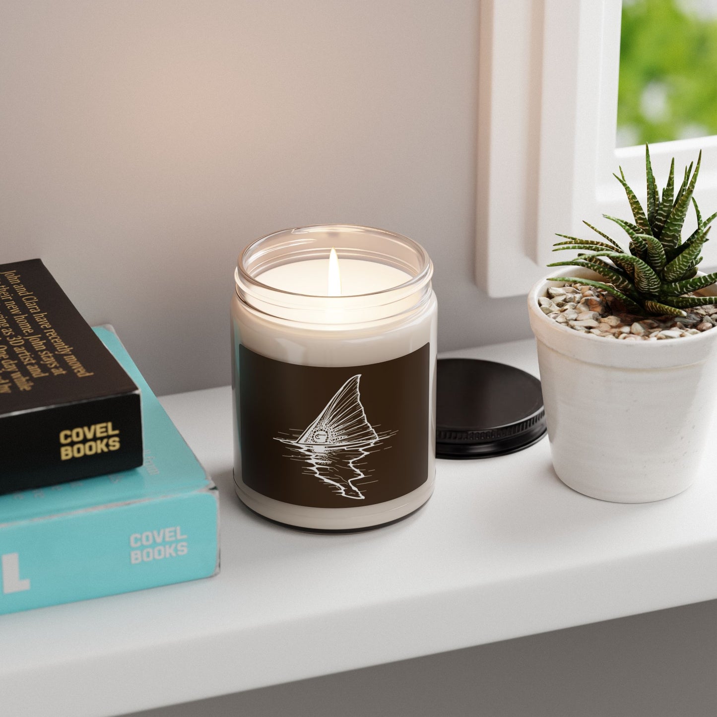 Hoox Shark Fin Illustration Candle | 9oz Soy Candle