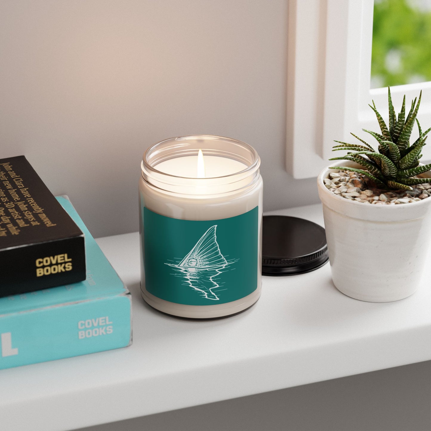 Hoox Shark Fin Illustration Candle | 9oz Soy Candle