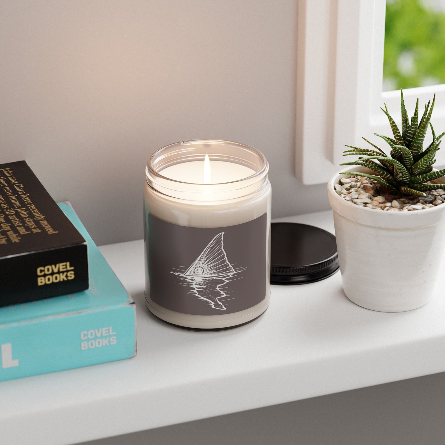 Hoox Shark Fin Illustration Candle | 9oz Soy Candle